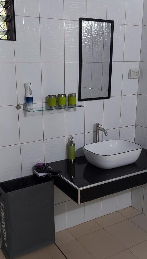 Rhenmart-Inn Сикихор Экстерьер фото